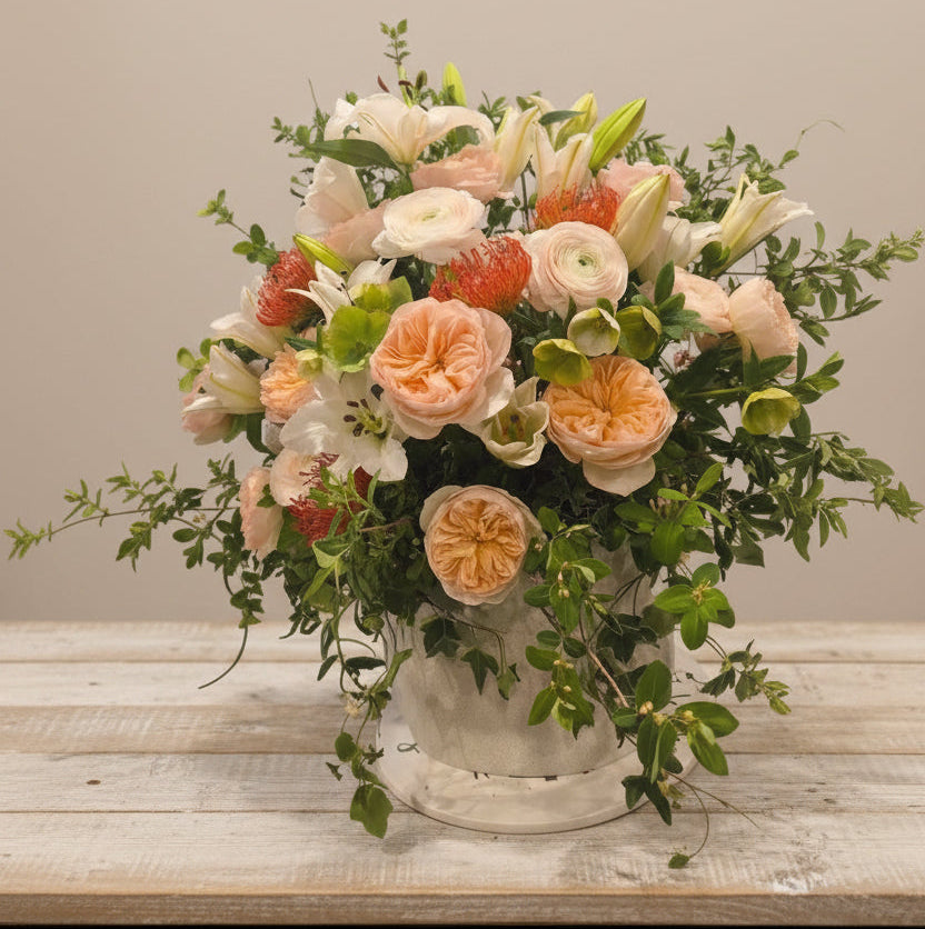 Florist's Choice Très Grande Arrangement